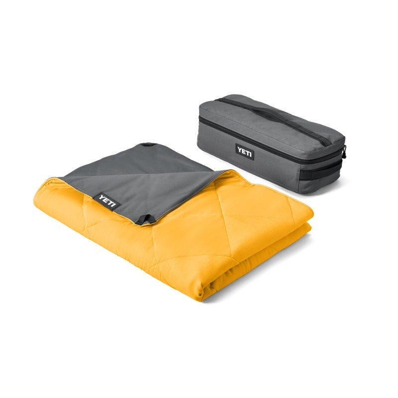 Yeti Lowlands Blankets