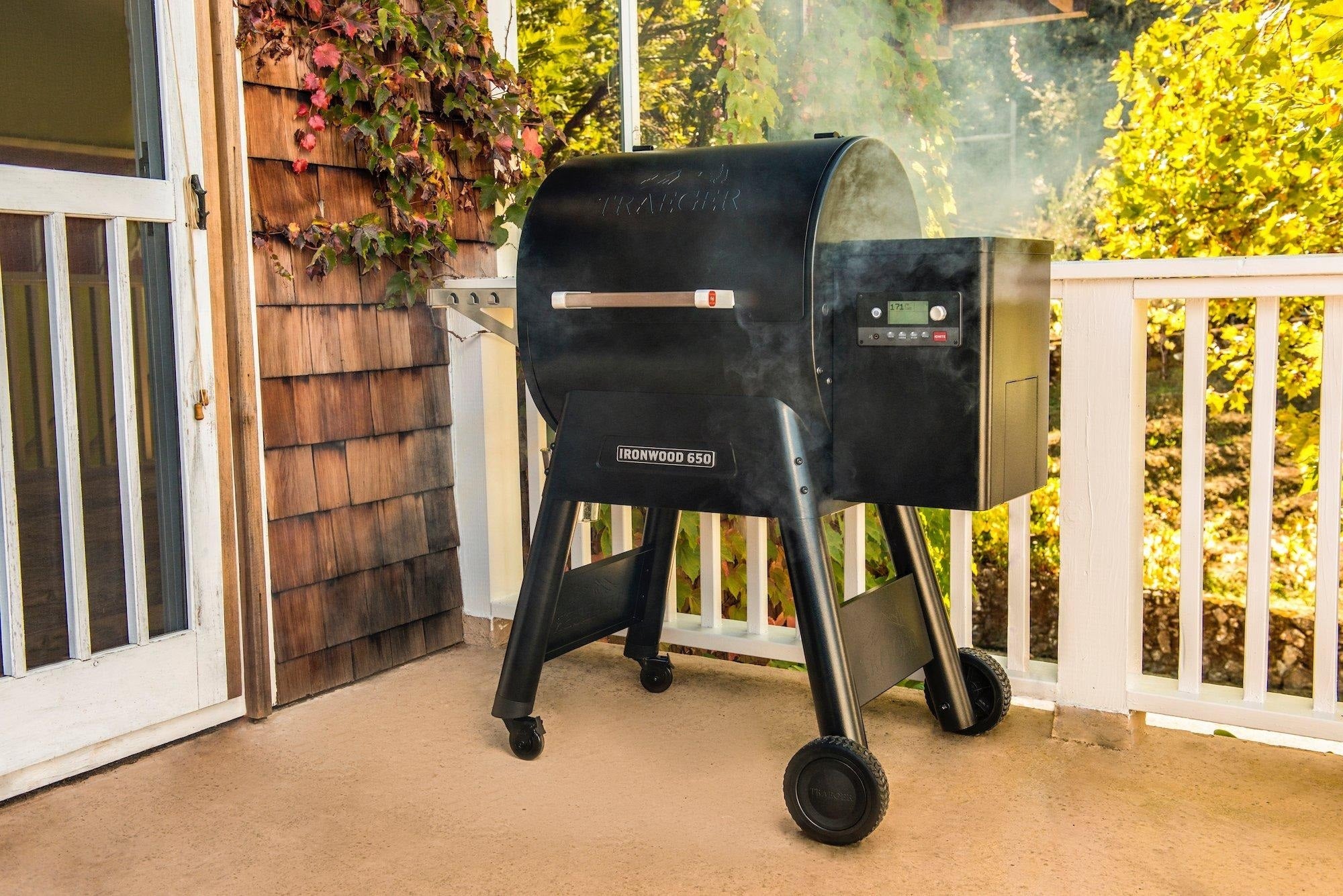 Traeger Ironwood 650 Pellet Grill