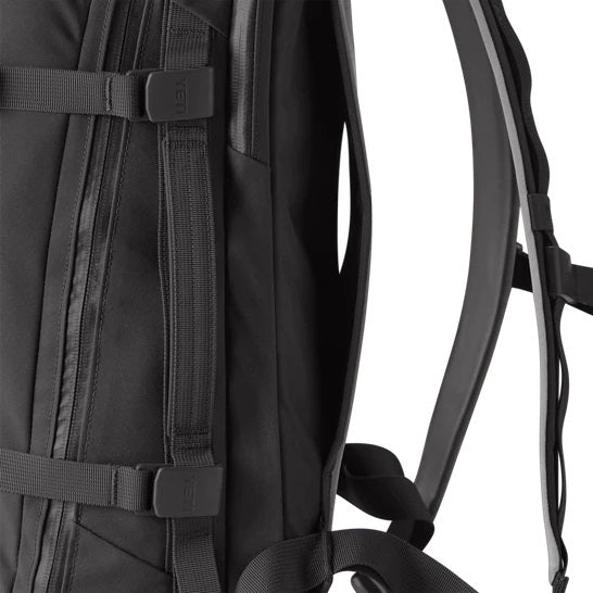 YETI Crossroads 27L Backpacks