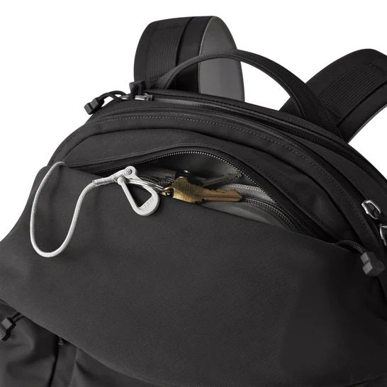 YETI Crossroads 27L Backpacks